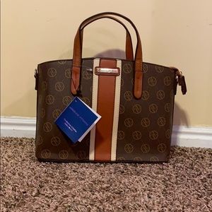 Adrienne Vittadini purse